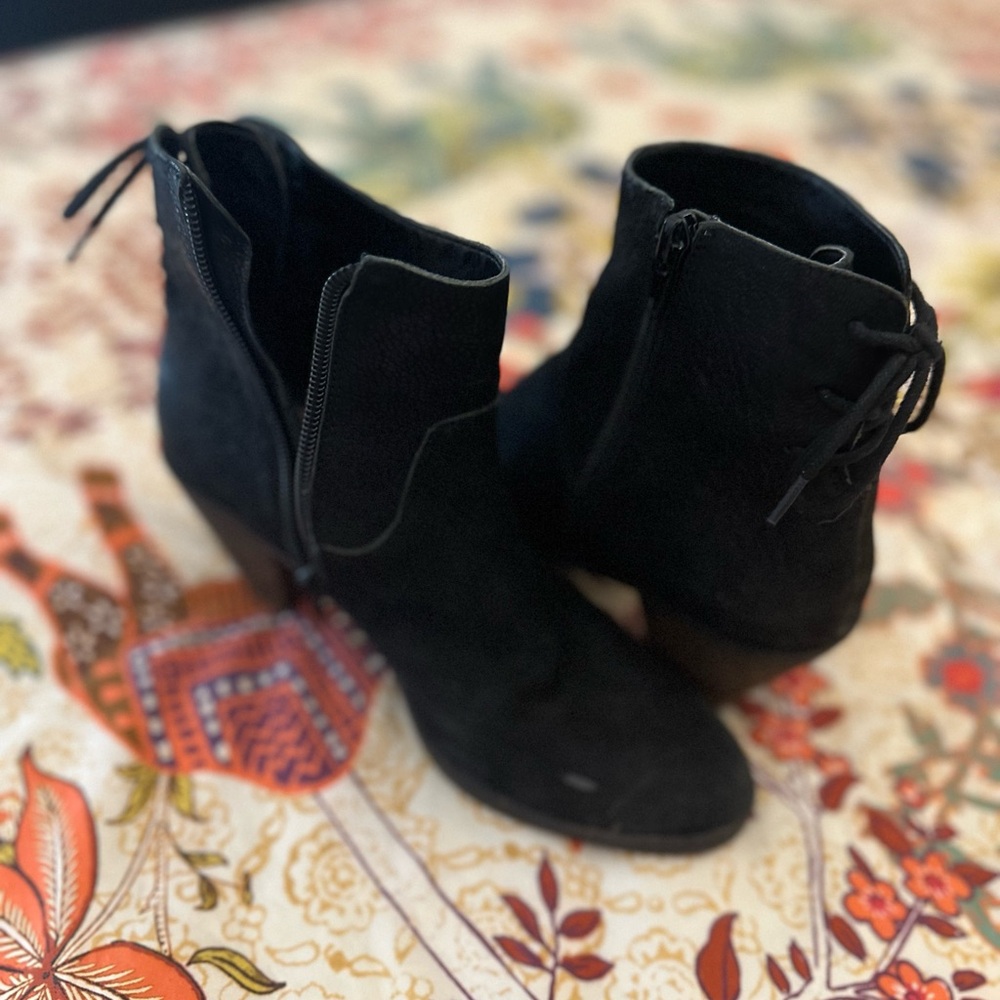 The everything, low heel black boot!
